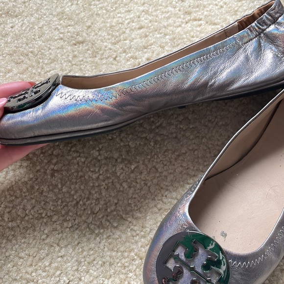 Tory Burch Silver Flats. Minnie ballet flats. - Picture 2 of 3